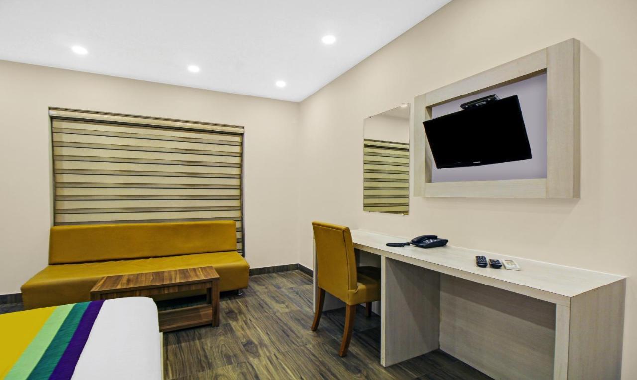 Itsy Hotels Transit Express Kolkata Ngoại thất bức ảnh